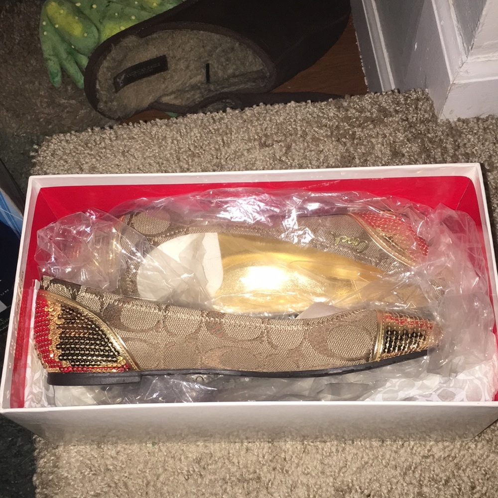 Coach Poppy Flats